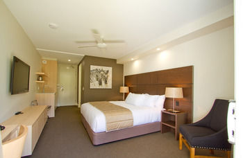 Remington Motor Inn - Accommodation Main Beach 62