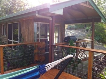 Uluramaya Retreat Cabins - Accommodation Main Beach 15