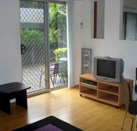 Central Apartments - Accommodation Main Beach