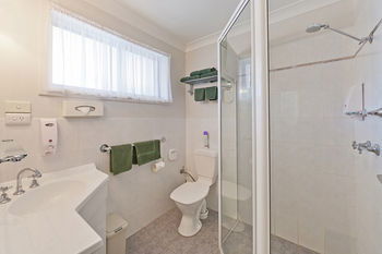 Abraham Lincoln Motel - Accommodation Main Beach 13