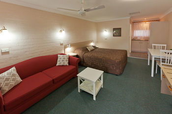 Abraham Lincoln Motel - Accommodation Main Beach 19