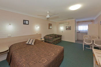 Abraham Lincoln Motel - Accommodation Main Beach 20