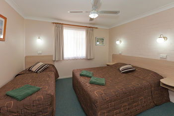Abraham Lincoln Motel - Accommodation Main Beach 26