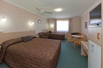 Abraham Lincoln Motel - Accommodation Main Beach 28