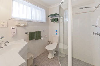 Abraham Lincoln Motel - Accommodation Main Beach 30