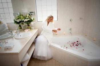 Hawkesbury Race Club Motel - Accommodation Main Beach 0