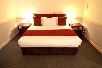 Hawkesbury Race Club Motel - Accommodation Main Beach 3