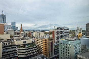 Anchor On Collins - Accommodation Main Beach 5