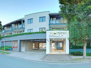The Brighton Apartments - Accommodation Main Beach 4