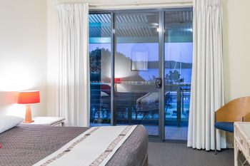 The Brighton Apartments - Accommodation Main Beach 23