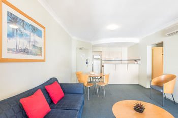 The Brighton Apartments - Accommodation Main Beach 28