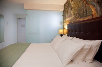 Grand Hotel Wyong - Accommodation Main Beach 14