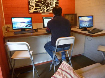 Billabong Gardens - Hostel - Accommodation Main Beach 2