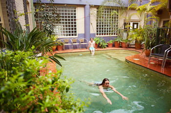 Billabong Gardens - Hostel - Accommodation Main Beach 14