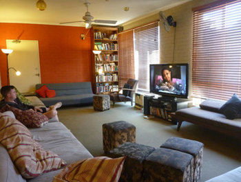 Billabong Gardens - Hostel - Accommodation Main Beach 19