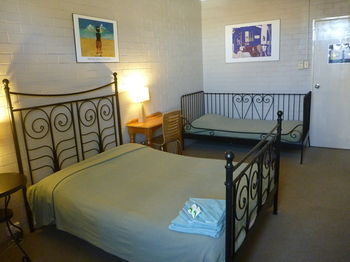 Billabong Gardens - Hostel - Accommodation Main Beach 25