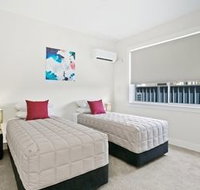 Belmont Executive Apartments - Accommodation Main Beach