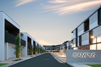 CAMPUS - Accommodation Main Beach 0