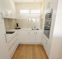 Neutral Bay 63 Ben Furnished Apartment - Accommodation Main Beach