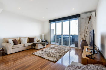 UrbanMinder @ Montague - Accommodation Main Beach 4