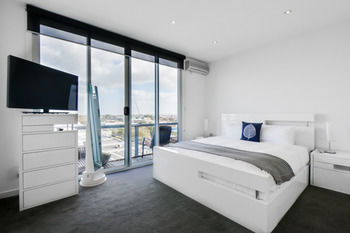 UrbanMinder @ Montague - Accommodation Main Beach 8