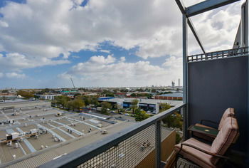 UrbanMinder @ Montague - Accommodation Main Beach 13