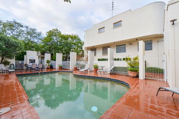 UrbanMinder @ Margeaux - Accommodation Main Beach 19