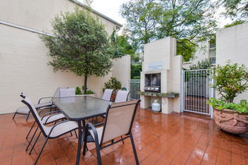 UrbanMinder @ Margeaux - Accommodation Main Beach 20