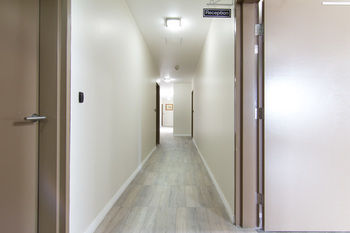 Shilla Lodge Hotel - Accommodation Main Beach 3