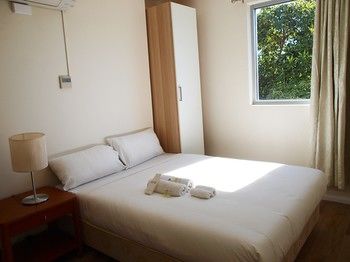 Shilla Lodge Hotel - Accommodation Main Beach 12
