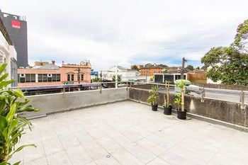 Shilla Lodge Hotel - Accommodation Main Beach 20