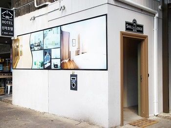 Shilla Lodge Hotel - Accommodation Main Beach 22