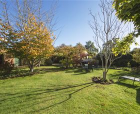 Racecourse Inn - The - Accommodation Main Beach 2
