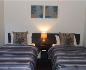 Doctor Syntax Hotel - Accommodation Main Beach 4
