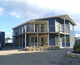 Stieglitz TAS Accommodation Main Beach