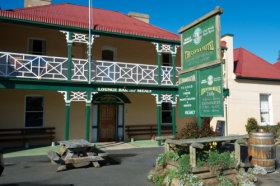 Elderslie TAS Accommodation Main Beach