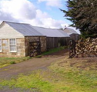 Lakeview Cottage - Accommodation Main Beach