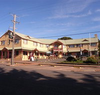 Parer's King Island Hotel - Accommodation Main Beach