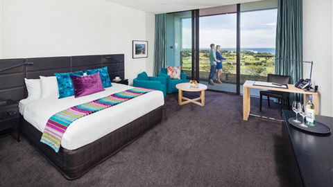 RACV Torquay Resort - Accommodation Main Beach 1