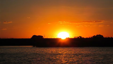 Kangaroo Lake Caravan Park - Accommodation Main Beach 2