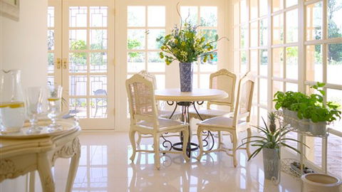 Old Post Office Bed & Breakfast - Accommodation Main Beach 0