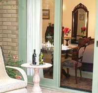 Forlonge Bed  Breakfast - Accommodation Main Beach