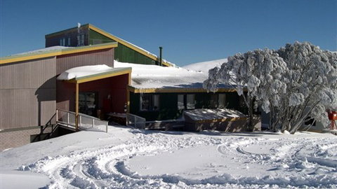 Alpine Heights - Accommodation Main Beach 2