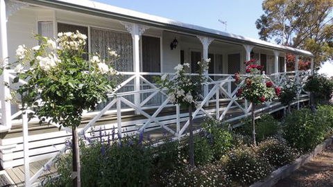 Burrabliss Bed And Breakfast - Accommodation Main Beach 0