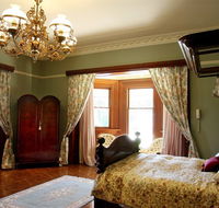 Beaumont House and Lodge - Accommodation Main Beach