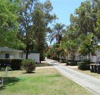 Nestle Inn Tourist Village - Accommodation Main Beach