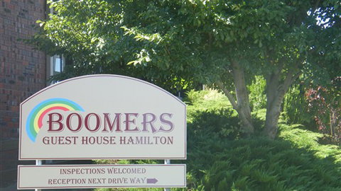 Boomers Guest House Hamilton - Accommodation Main Beach 6