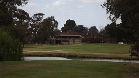 Mildura Golf Resort - Accommodation Main Beach 6
