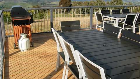 Adelberg - Accommodation Main Beach 0