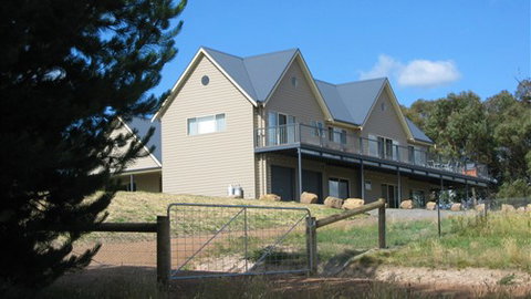 Adelberg - Accommodation Main Beach 5